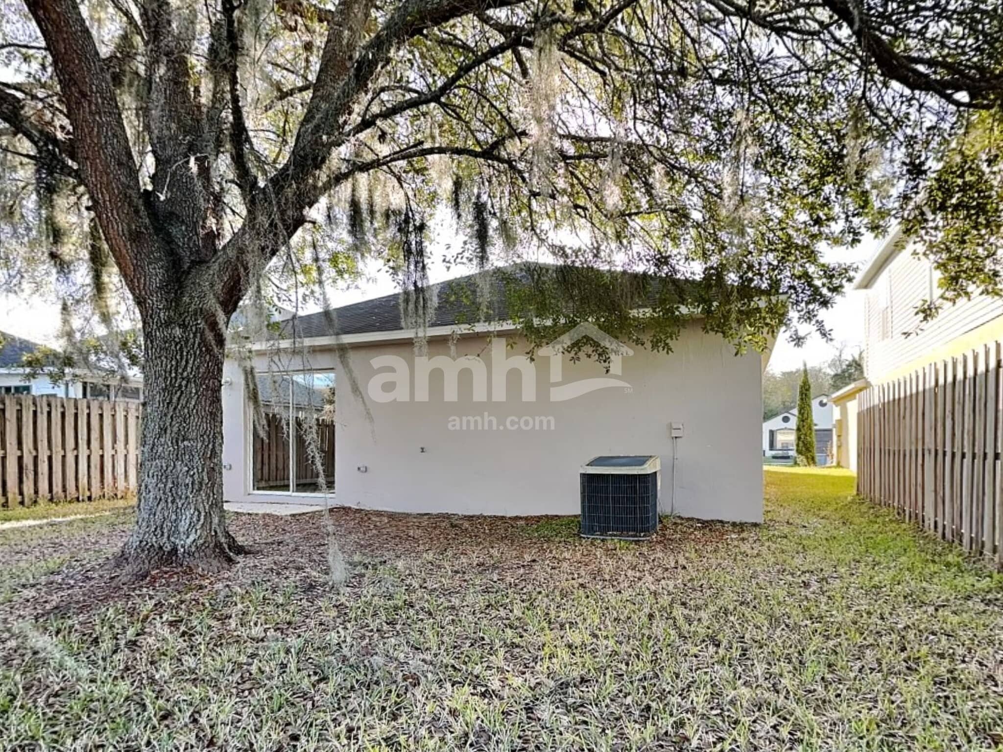 Building Photo - 6679 Gentle Oaks Dr W