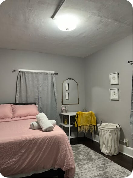 Bedroom 3 - 9 Hill Pl