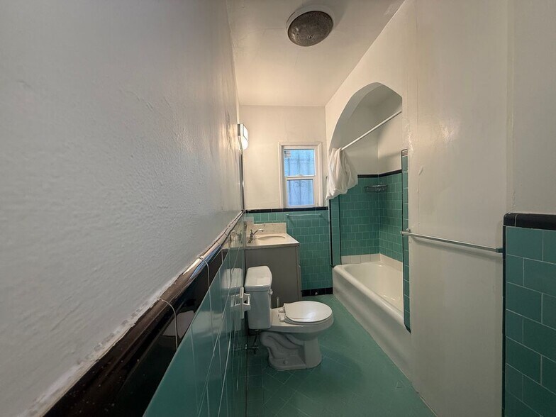Building Photo - 244 W 49th St