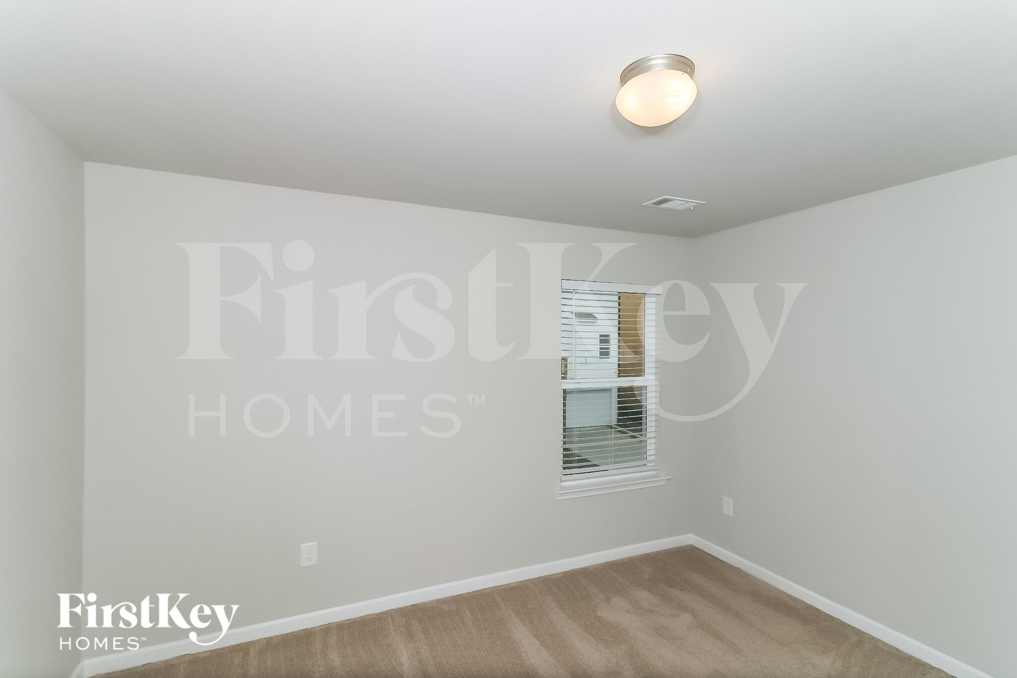 Building Photo - 325 Stoney Hollow Rd