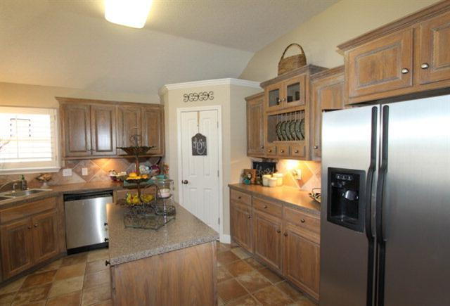 Building Photo - 3101 103rd St