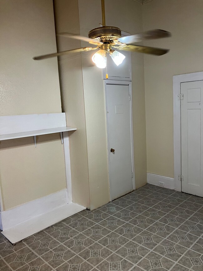 Bedroom - 1332 Frenchmen St