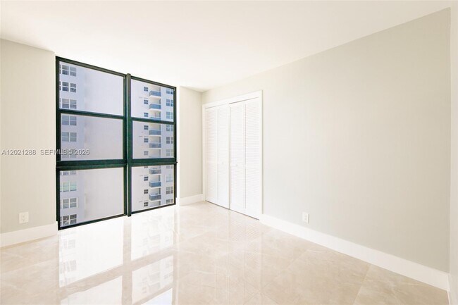 Building Photo - 3031 N Ocean Blvd