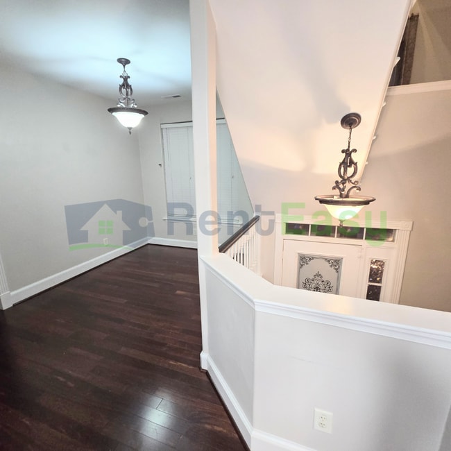 Building Photo - 3023 Bay Shore Ln