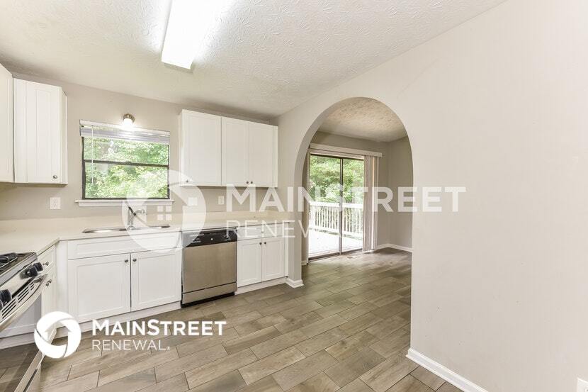 Building Photo - 3668 Riverchase Terrace