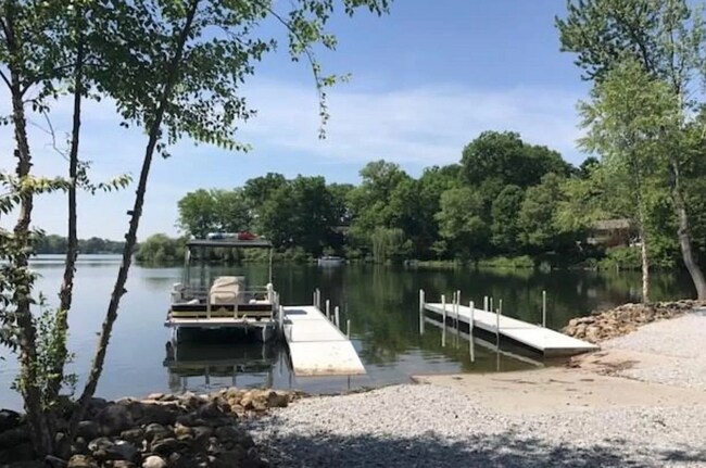 Building Photo - 1341 Stardust Ave NW