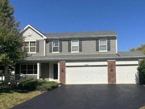 Building Photo - 14615 Colonial Pkwy
