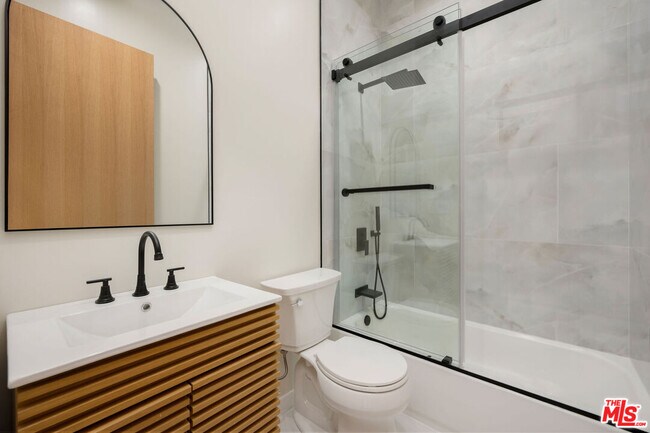 Building Photo - 17510 Miranda St