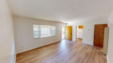 Building Photo - 1030 Isabella Ave