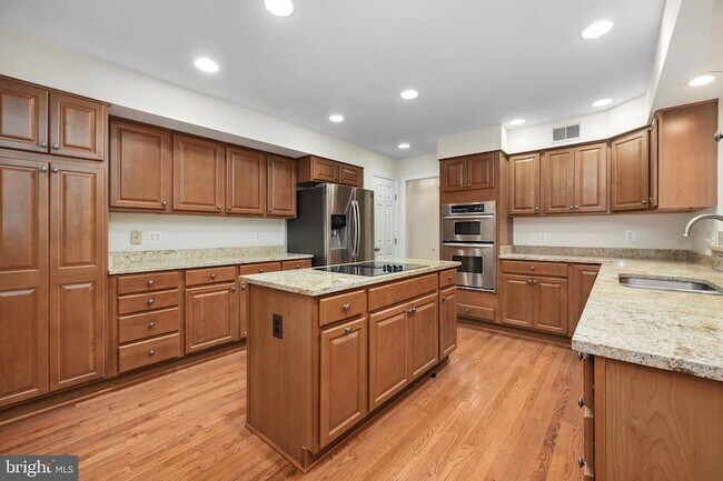 Building Photo - 2335 Colts Brook Dr