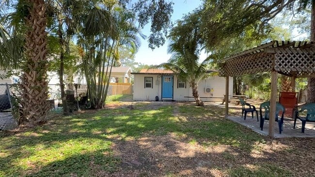 Primary Photo - 767 20th Ave S