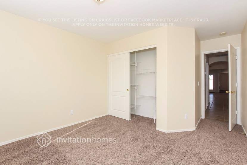 Building Photo - 15838 W Tara Ln