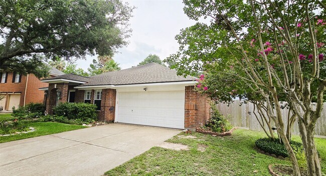 Primary Photo - 19731 Dusty Creek Dr