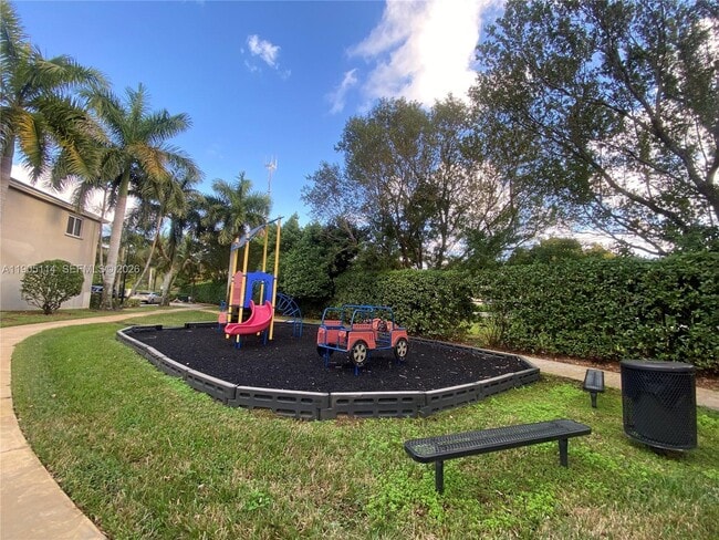 Building Photo - 21479 NW 14th Ct