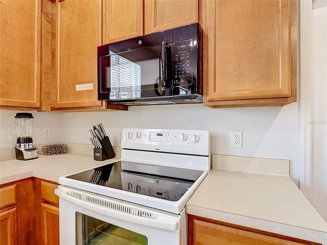 Building Photo - 228 Cassia Dr