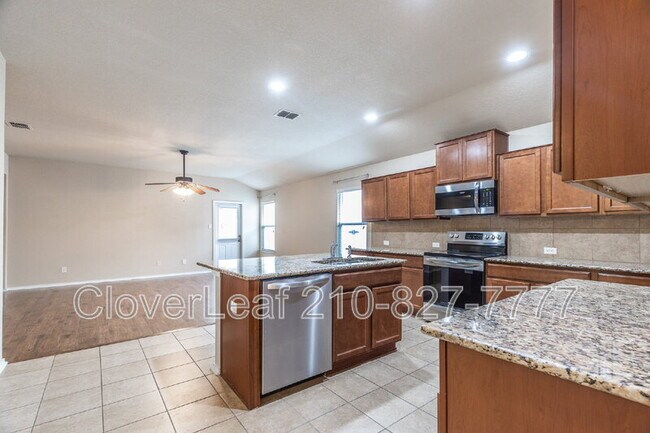 Building Photo - 8126 Radiant Star