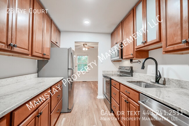 Building Photo - 23 Rye Ct