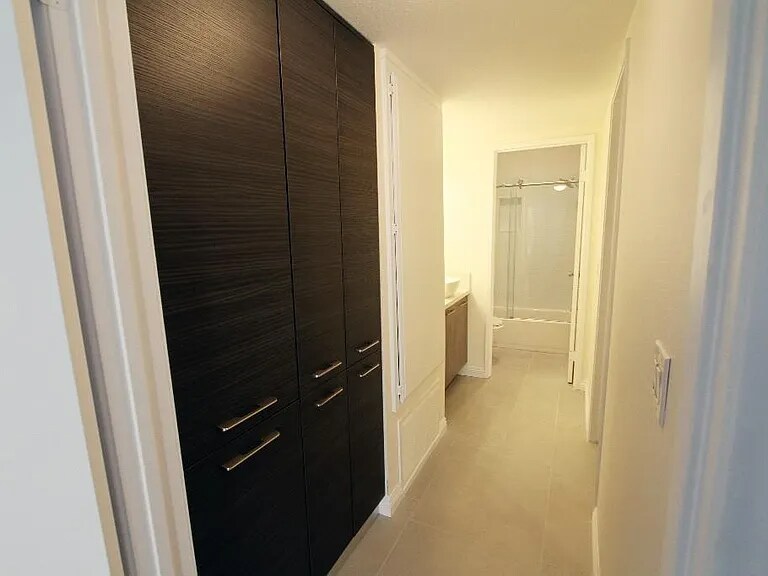 Building Photo - 23617 Golden Springs Dr