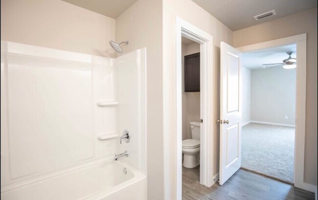 Building Photo - Bell Farms - 2414