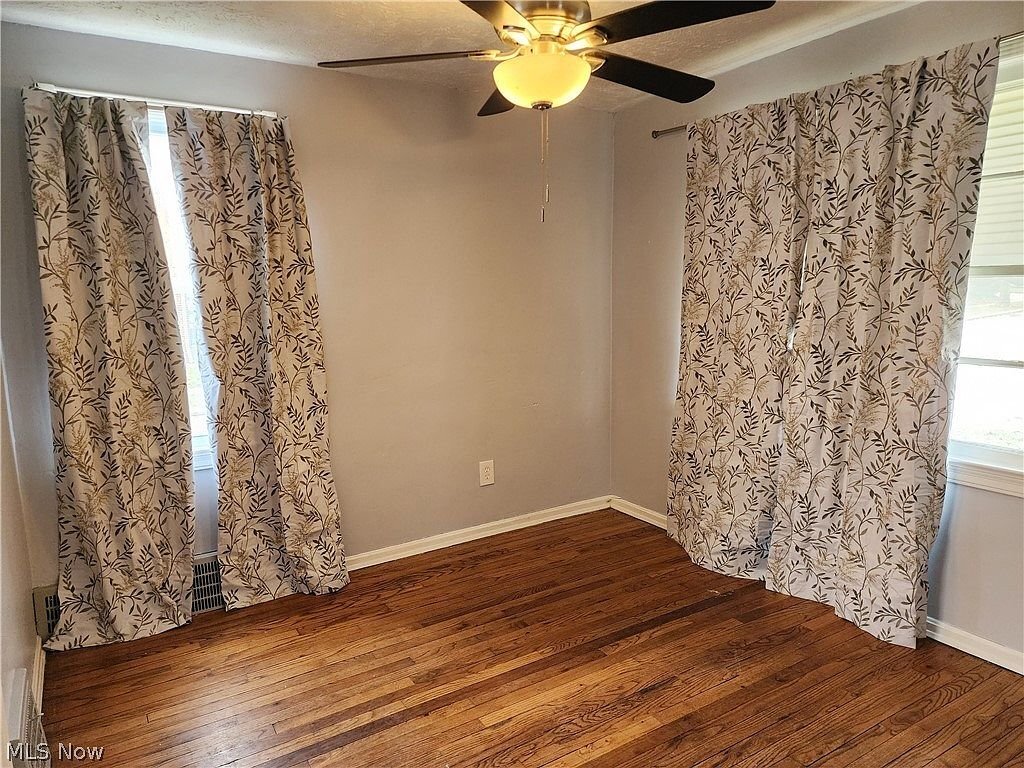 Building Photo - 5435 Beechwood Ave