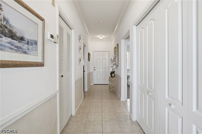 Building Photo - 10480 Washingtonia Palm Way