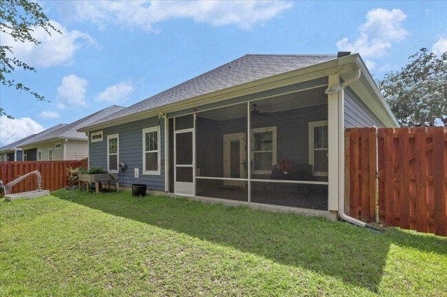 Building Photo - 855 Avery Park Dr