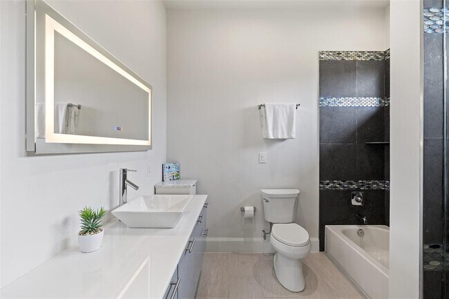 Building Photo - 4709 Pecan Chase