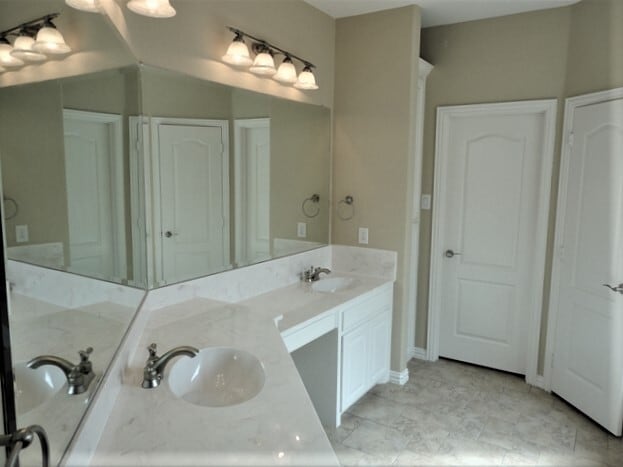 Building Photo - 1713 Palo Verde Dr