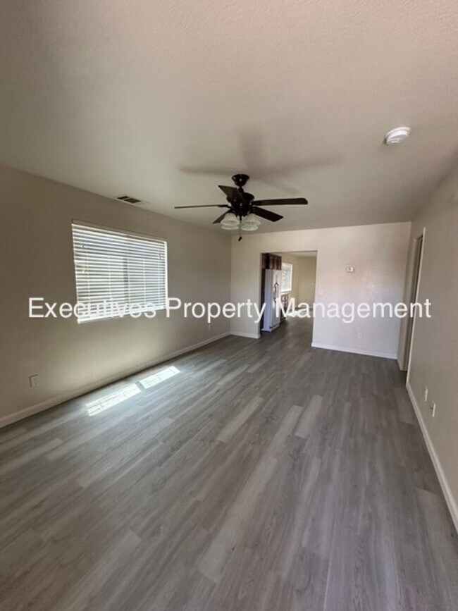 Building Photo - 4375 Anderson Way