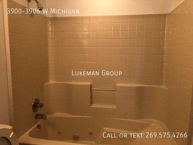 Building Photo - 3900-3906 W Michigan-