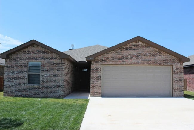 Building Photo - 5010 Gloster St