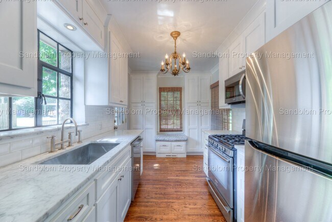 Building Photo - FOR LEASE | Tulsa | Available Now!