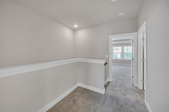 Building Photo - Chic Atlanta Area Townhome