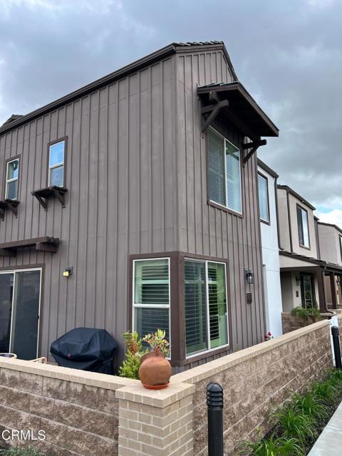 Building Photo - 1821 Poppy Dr