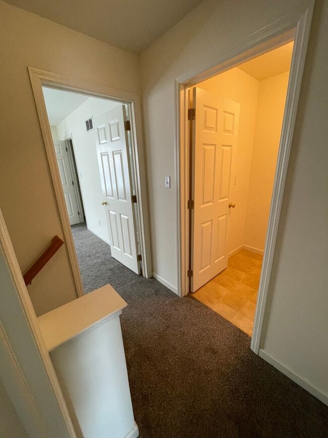 Building Photo - 2 Bed 2 Bath Townhouse In Mountville