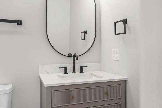 Building Photo - 112 Shipman Dr