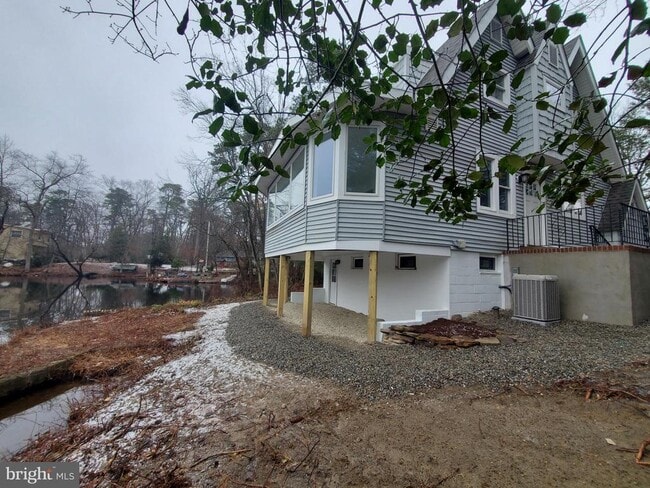 Building Photo - 9 Butler Ct