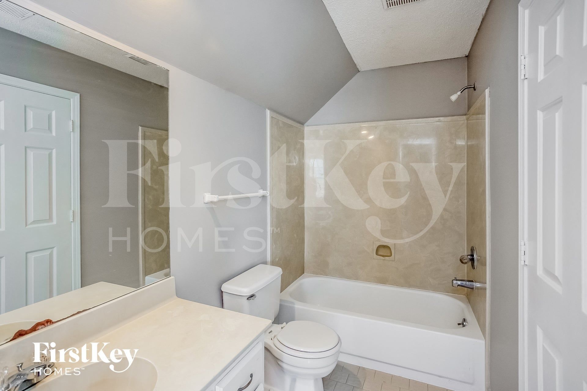 Building Photo - 4644 Winterpark Dr