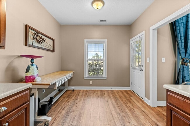 Building Photo - 3234 Austin Ave