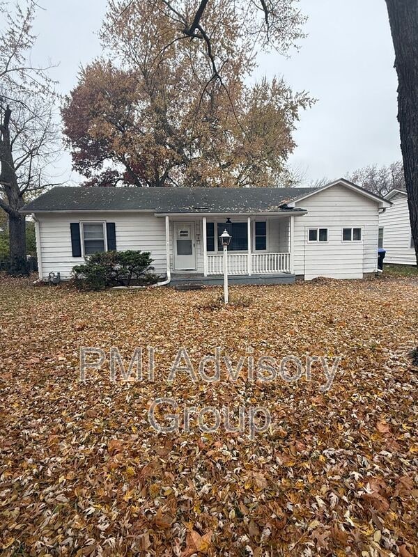 Primary Photo - 2009 SW McAlister Ave