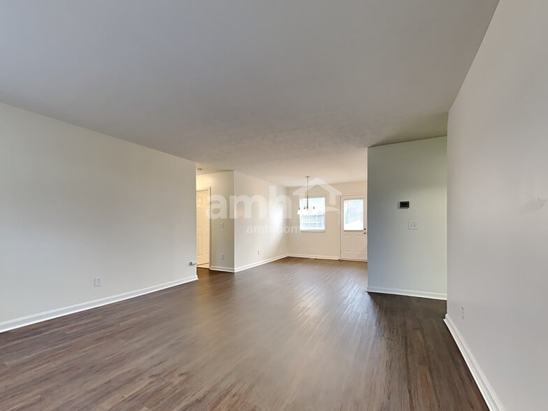 Building Photo - 317 Nightwind Dr