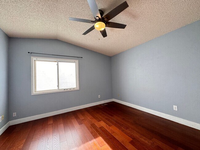 Building Photo - Nice Home in North Loveland