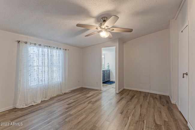 Building Photo - 16005 N 32nd St