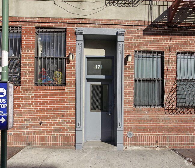 Entrance - Rockridge