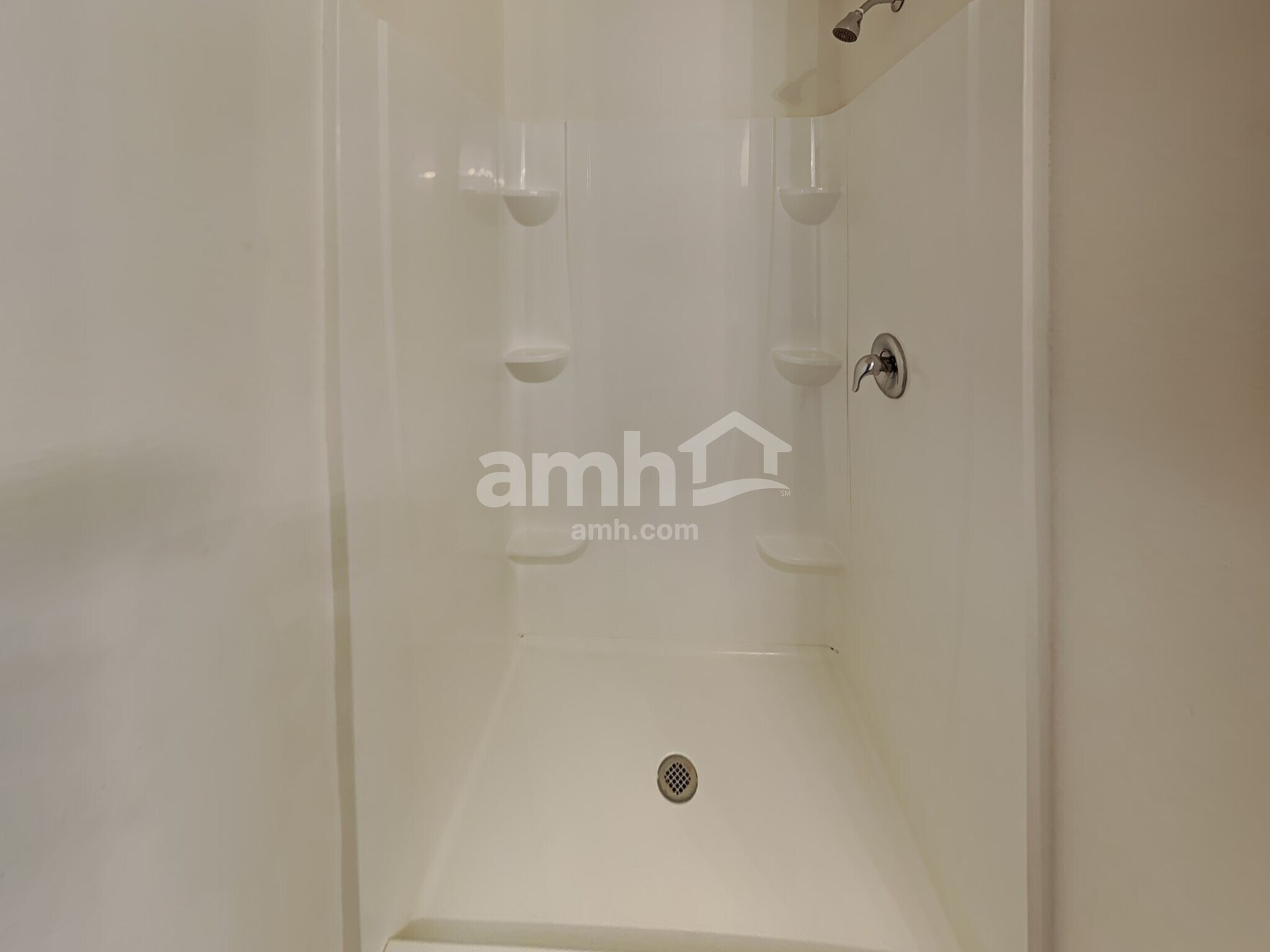 Building Photo - 823 Chatham Walk Dr