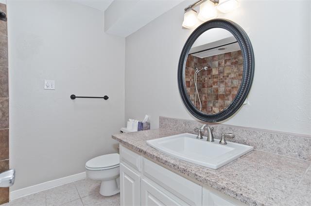 Building Photo - 7450 Holly Hill Dr