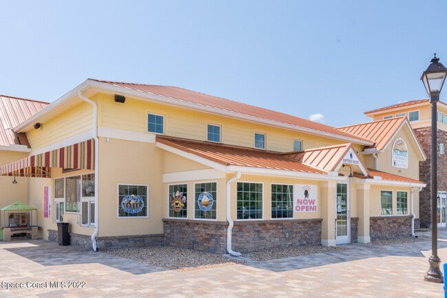 Building Photo - 2585 Summerwind Ct