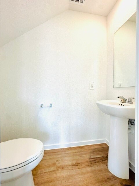 Building Photo - 2711 Pheasant Hl Ct