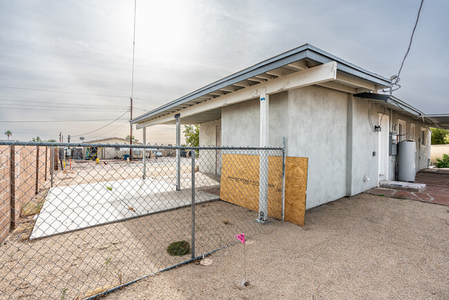 Building Photo - Charming Mesa Home