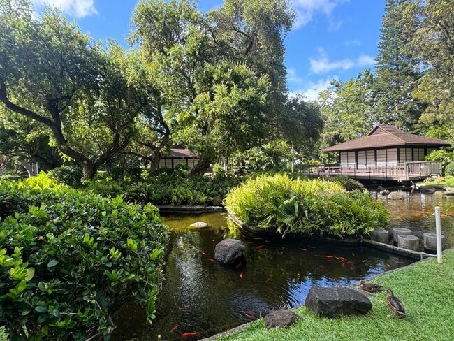 Building Photo - 1511 Nuuanu Ave